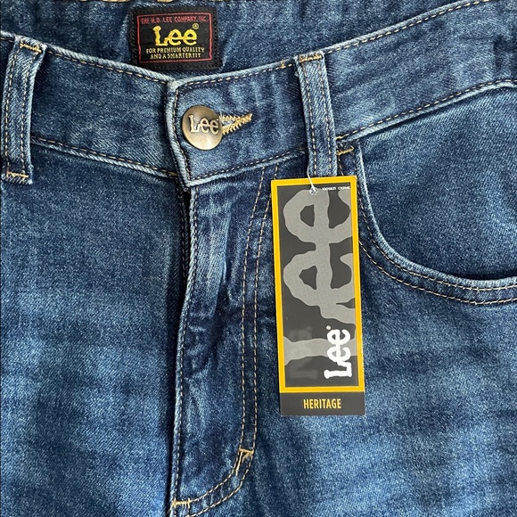 Lee Jeans - Picture 3 of 7